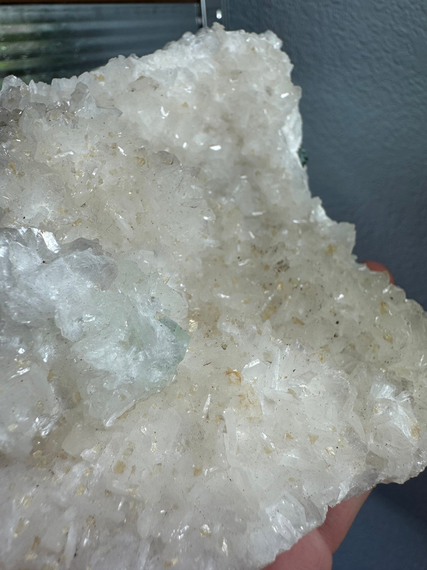 Apophyllite with Barite