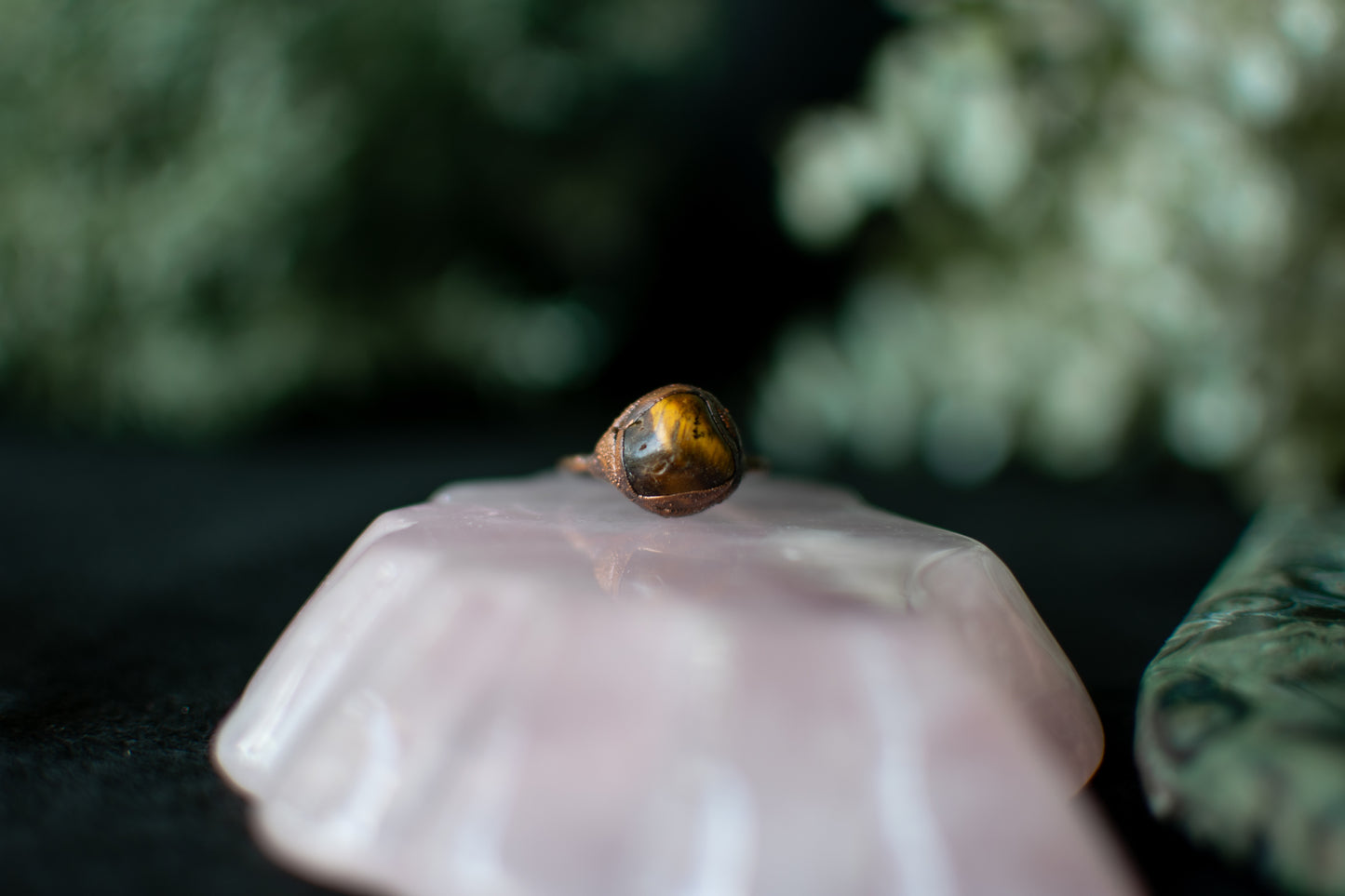 Tiger’s Eye size 8.5