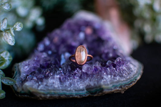 Golden Rutile Quartz- Size 6.5