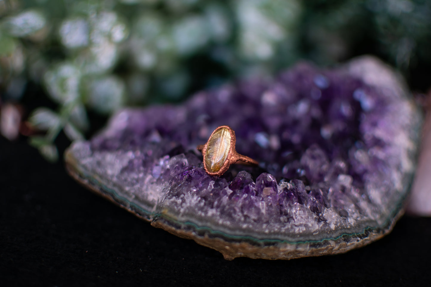 Golden Rutile Quartz- Size 7.5