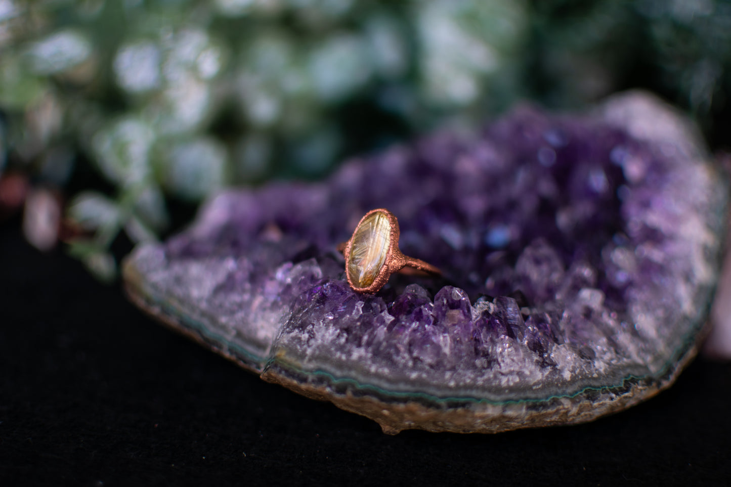 Golden Rutile Quartz- Size 7.5