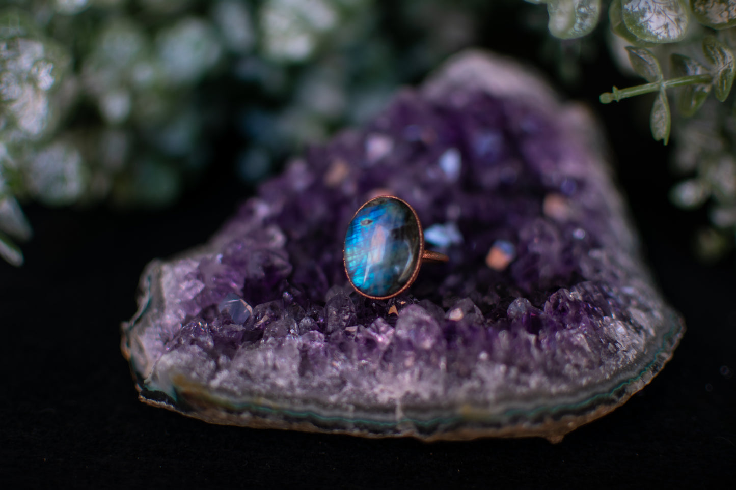 Labradorite- Size 8.5
