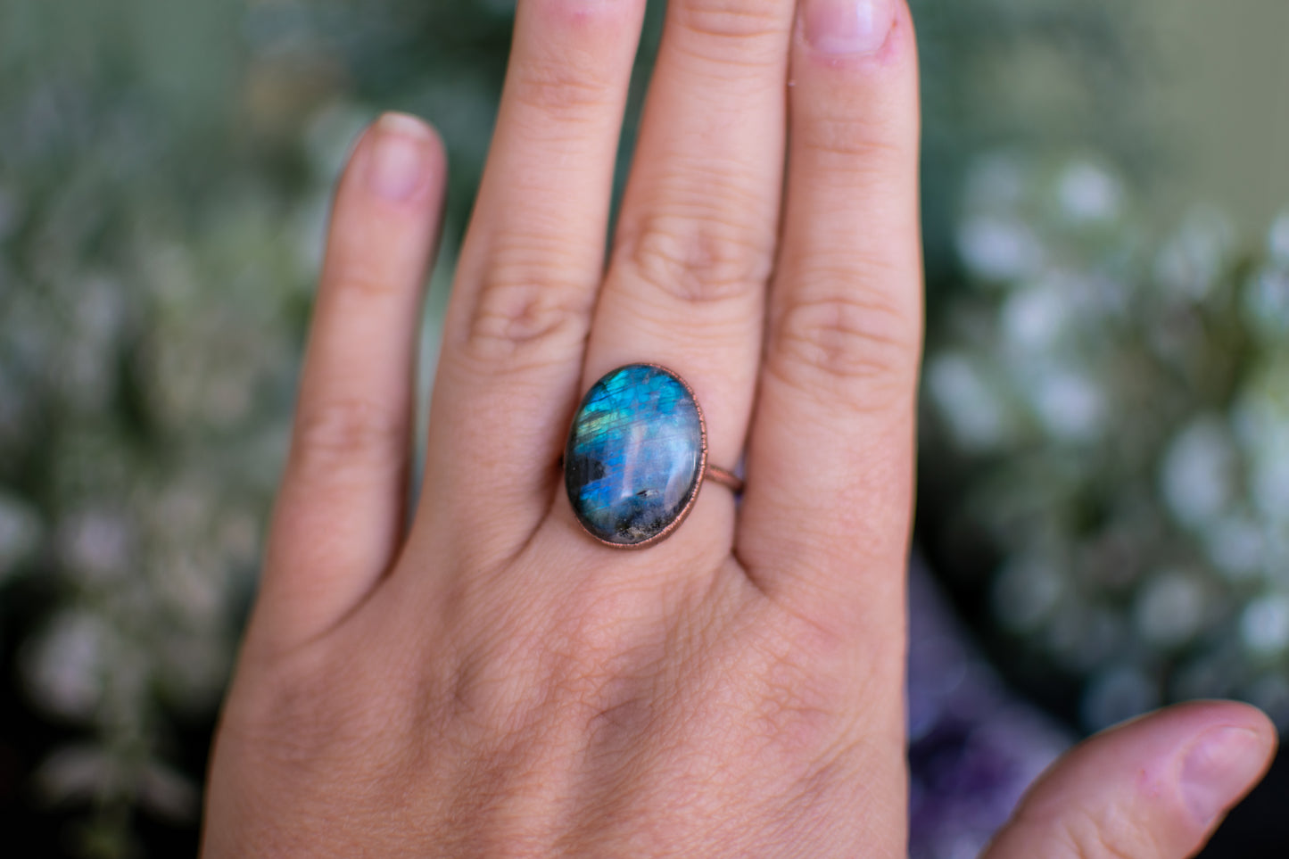 Labradorite- Size 8.5
